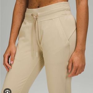 Lululemon Ready to Rulu Jogger